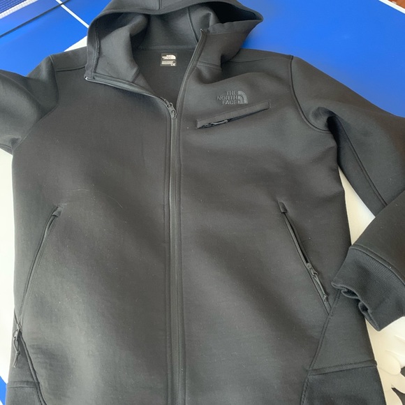 The North Face men’s black jacket - Picture 8 of 9